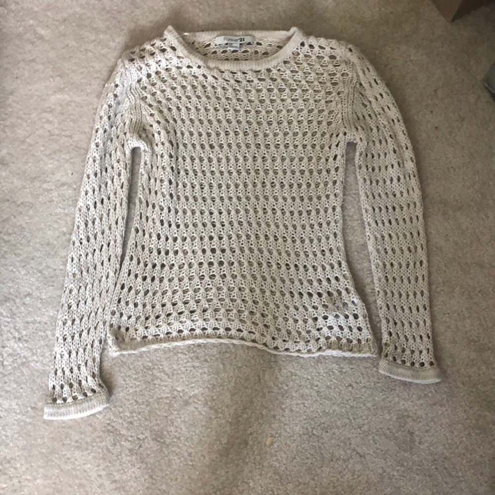Long sleeves cut out top